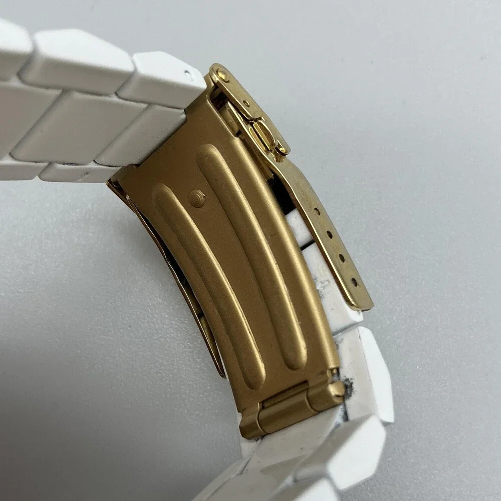 Nixon The Monarch Mens Watch 42mm White Dial Gold Tone Date Quartz Bracelet 7